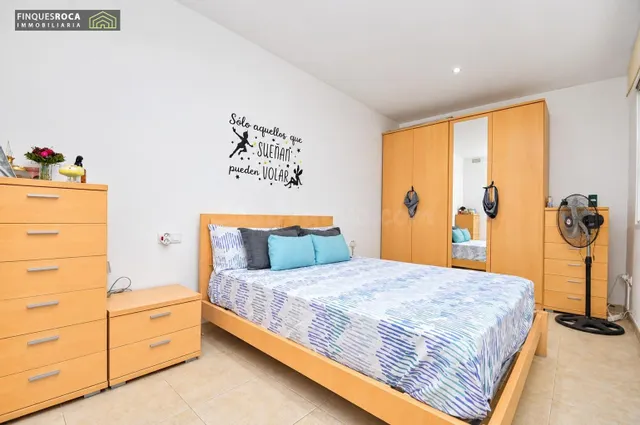 Piso de 4 habitaciones cerca del ayuntamiento con terraza in - foto 3