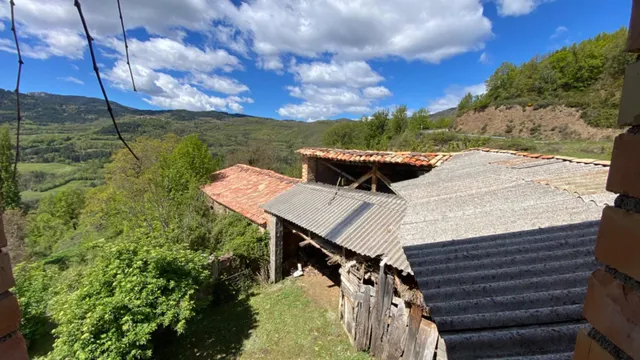 Gran Casa  para rehabilitar en pueblo tranquilo del pirineo — 44