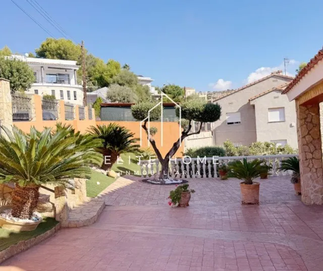 Una villa para disfrutar en familia en exclusiva urbanización y con el mediterráneo como horizonte — 7