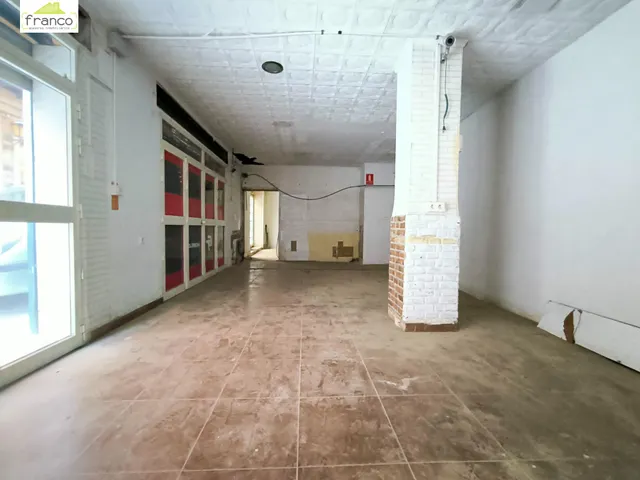 Local en alquiler y venta junto jardín Floridablanca — 4