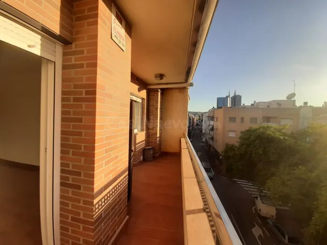 Ático dúplex de 3 habitaciones con garaje en La Flota - foto 4