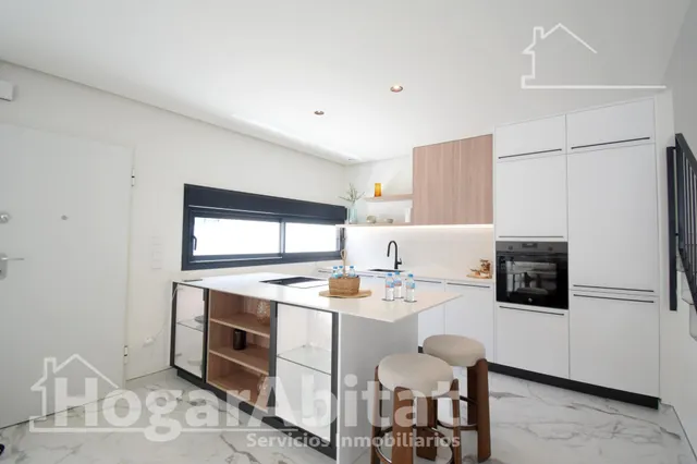 CHALET NUEVO CON PISCINA, GARAJE Y TERRAZA — 10