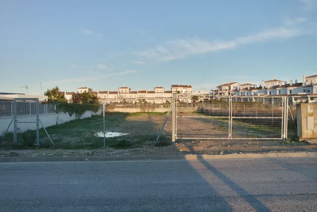 PARCELA DE 800 m2 URBANA - foto 2