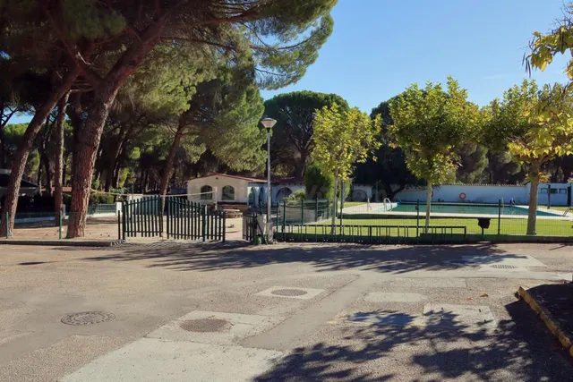 OPORTUNIDAD ÚNICA EN URB "LA COTARRA" - HERRERA DE DUERO - foto 2