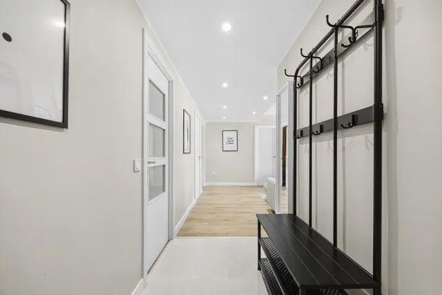 Recently Renovated 3 Bedroom Apartment in Torrequebrada — 7