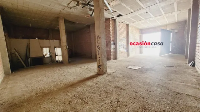 LOCAL COMERCIAL EN BRUTO — 2