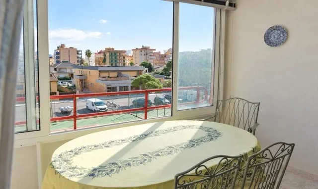 Bonito apartamento en Roses con piscinas comunitarias y vistas abiertas — 12
