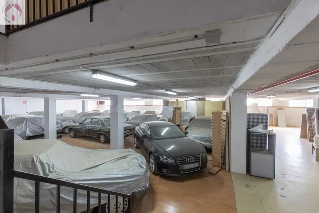 Nave industrial 2169m² en venta - Iznalloz — 3