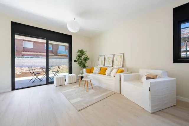 Obra nueva exclusiva en Vilafortuny | 4 dormitorios | Piscin - foto 5
