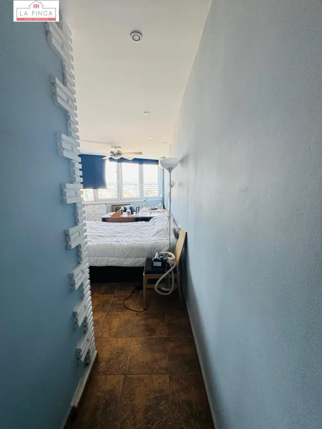 2 dormitorios con piscina y parking a 150m de la playa — 21