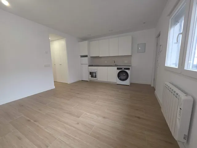 Acogedor Piso en Coslada, Ideal para Entrar a Vivir por €203 - foto 2