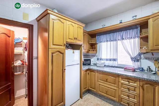 Piso de gran tamaño con múltiples posibilidades en  Peligros — 20