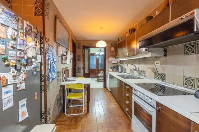 Piso en pleno centro de Granada con 2 plazas de garaje y trastero — 34