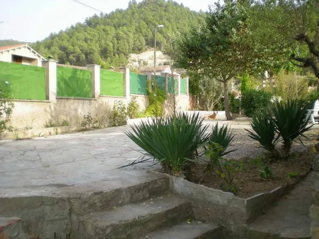 CASA CON TERRENO EN VENTA - foto 5