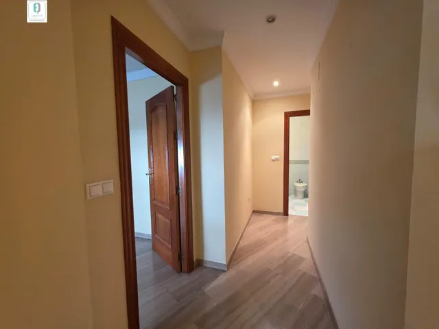 Gran piso de 3 dormitorios y 2 baños en la mejor ubicación — 19