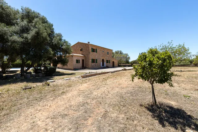 Finca Rústica en Algaida con piscina, privacidad y carácter mallorquín — 44