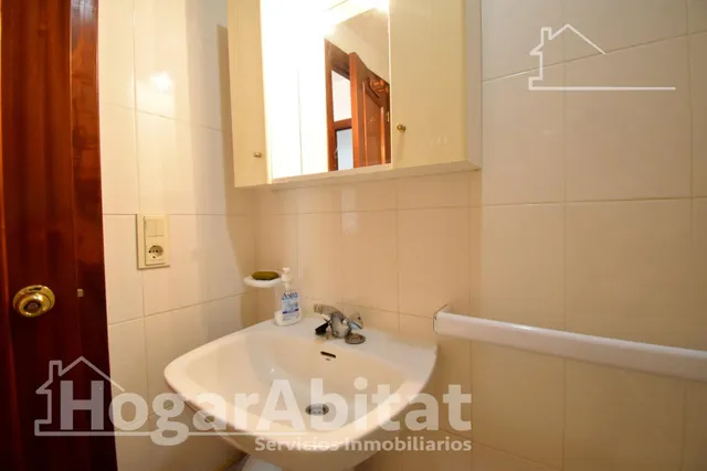 EXTERIOR CON PISCINA, GARAJE Y TERRAZA A SOLO 200 M DE LA PLAYA — 31