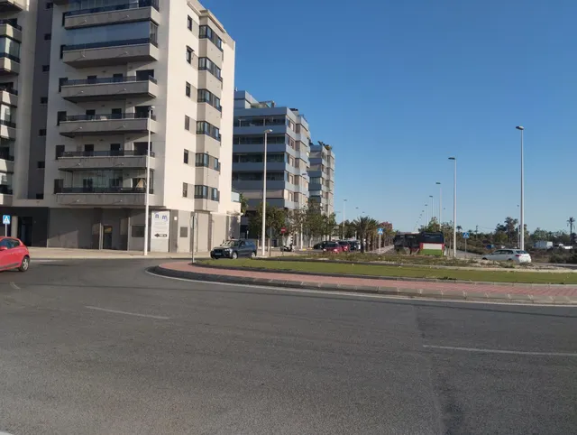 LOCAL ALQUILER ZONA CORTE INGLES — 13