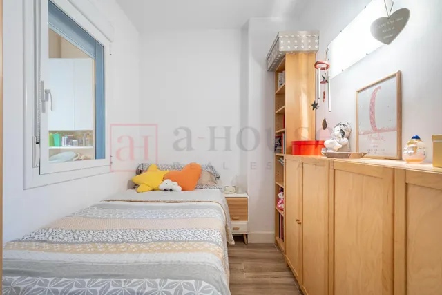 Piso listo para entrar a vivir con piscina comunitaria en la maternitat i sant ramón — 17