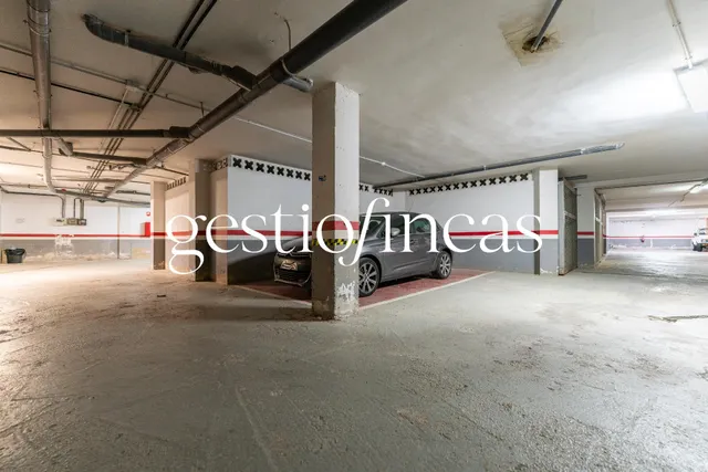 ¡Vive junto al mar en una de las zonas más privilegiadas de Cambrils! Piso con terraza y parking a pocos pasos de la playa de la Llosa en Cambrils — 28