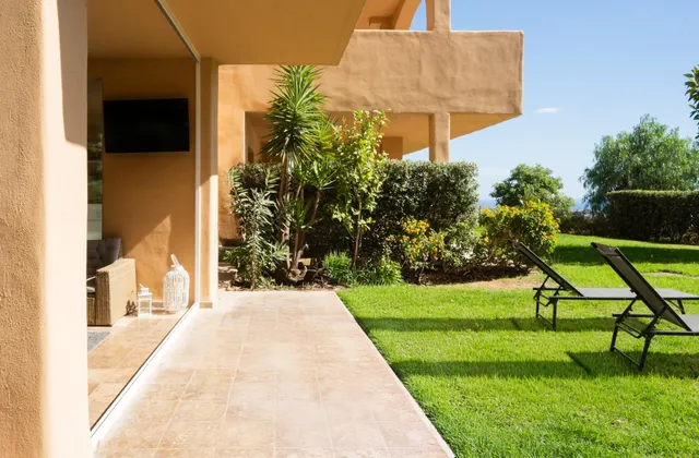 APARTAMENTO EN PLANTA BAJA — 41