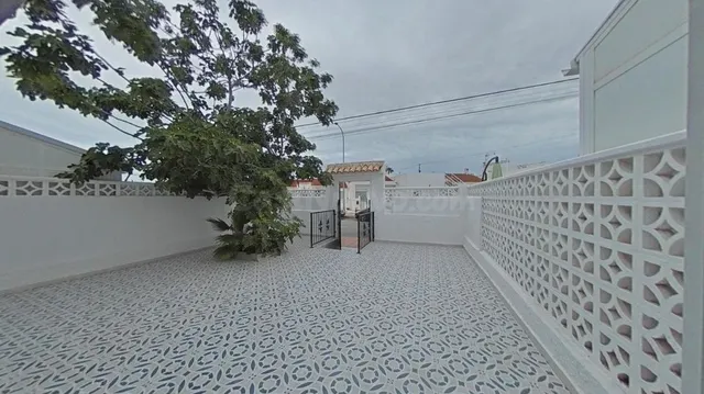 Venta Bungalow en Costa Blanca (Torrevieja) - foto 3