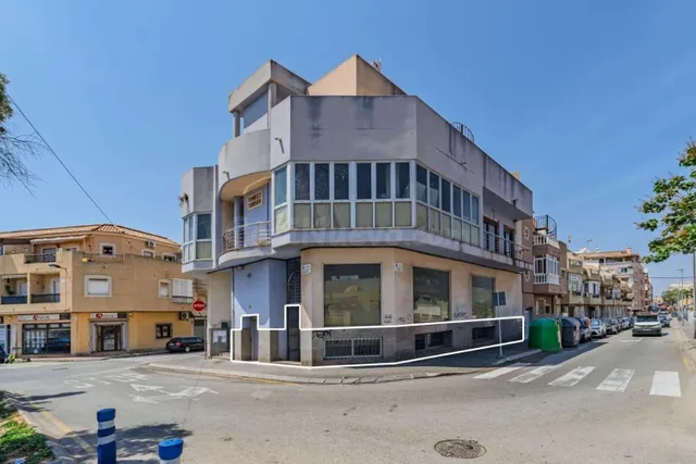 Local comercial 152m² en venta - Playa de los locos