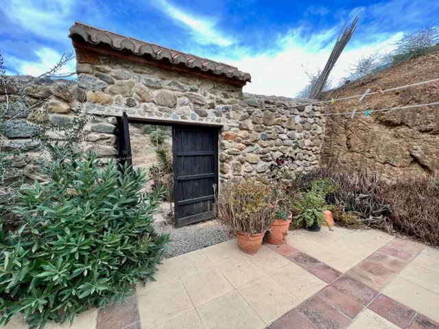 Autentico Cortijo reformado y ahora un exitoso centro de retiro — 35