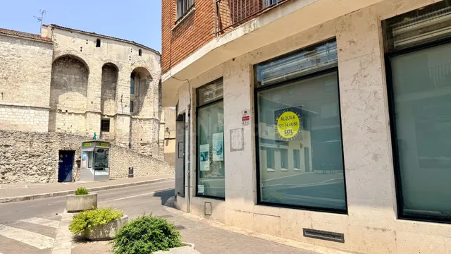 Local en Alquiler en Plaza De Los Coches, 9, Cuéllar. Ref.11 - foto 2