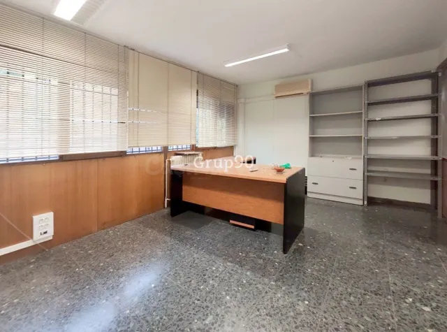 3 LOCALES COMERCIALES EN ZONA INSTITUT - foto 5