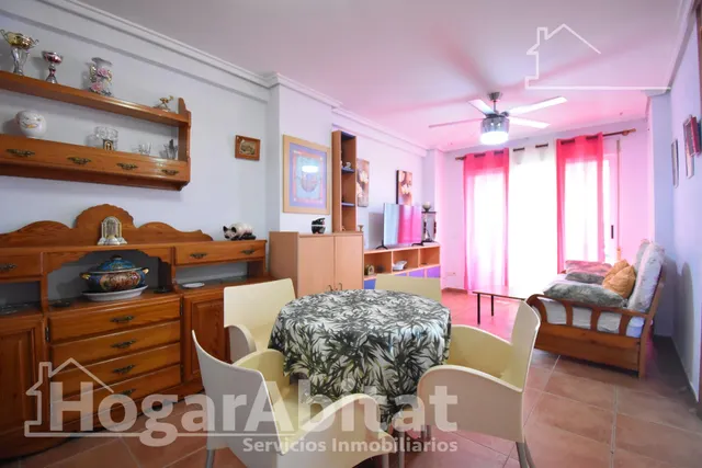 ¡SEGUNDA LÍNEA DE PLAYA! AMPLIO Y EXTERIOR CON GARAJE, ASCENSOR Y GRAN TERRAZA — 38