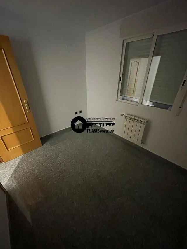 INMOBILIARIA TEJARES ALQUILA PISO ZONA CENTRO-TEJARES — 8
