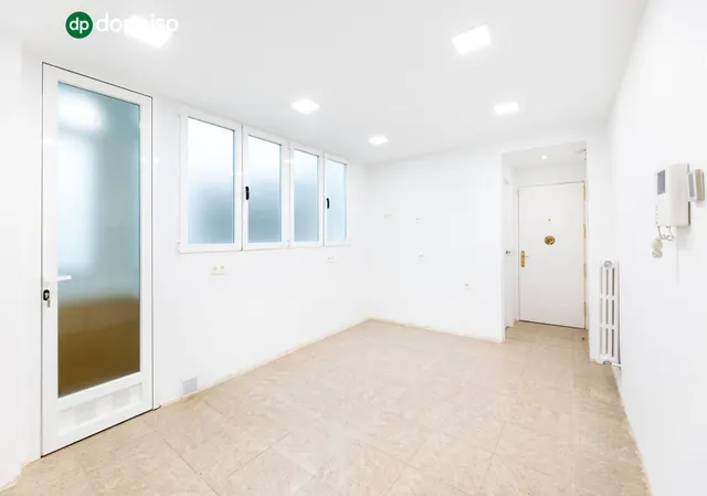 PISO DE 5 DORMITORIOS EN CALLE RECOGIDAS — 8