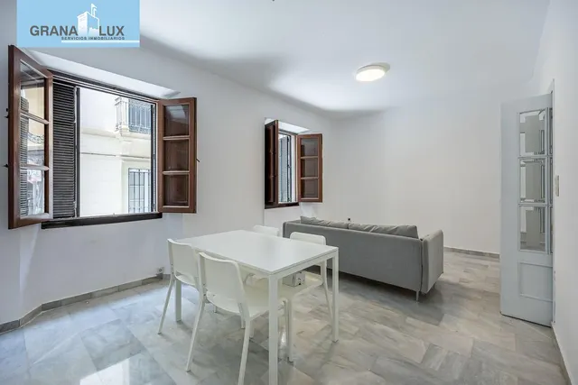PISO JUNTO A RECOGIDAS — 2
