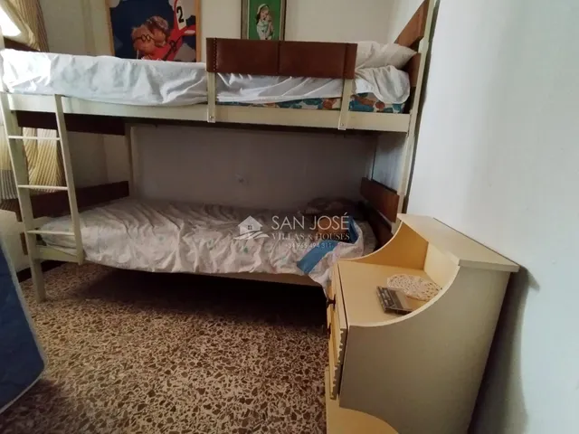 SE VENDE CHALET EN PARCELA URBANA EN LA ROMANA — 10