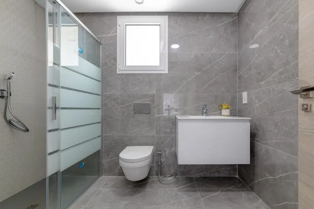 ÁTICO CON TERRAZA DE 80 M2 Y CALIDADES PREMIUM - GARAJE, TRASTERO! — 24