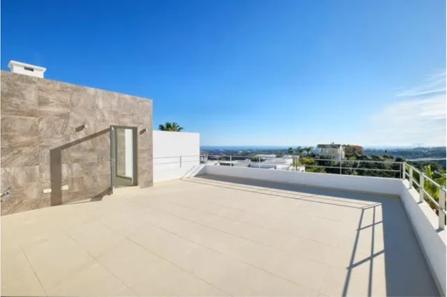Villa contemporanea con vistas al Mar y Montaña!! a 5 minutos de san Pedro de Alcantara, Marbella. — 12