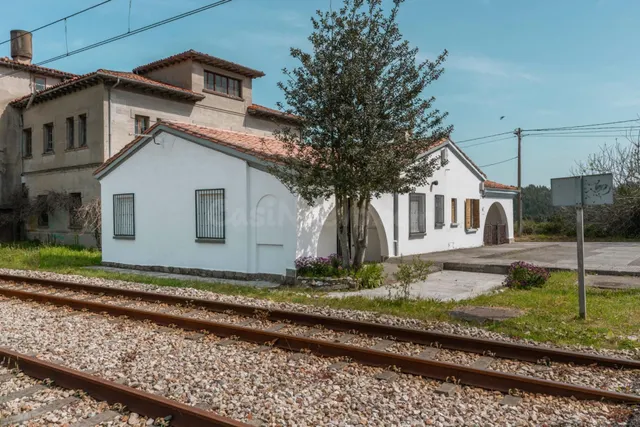 VENTA CASA ADOSADA EN CUDILLERO