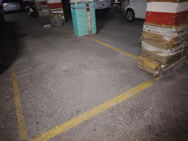 Plaza de garaje extralarga en Sagunto