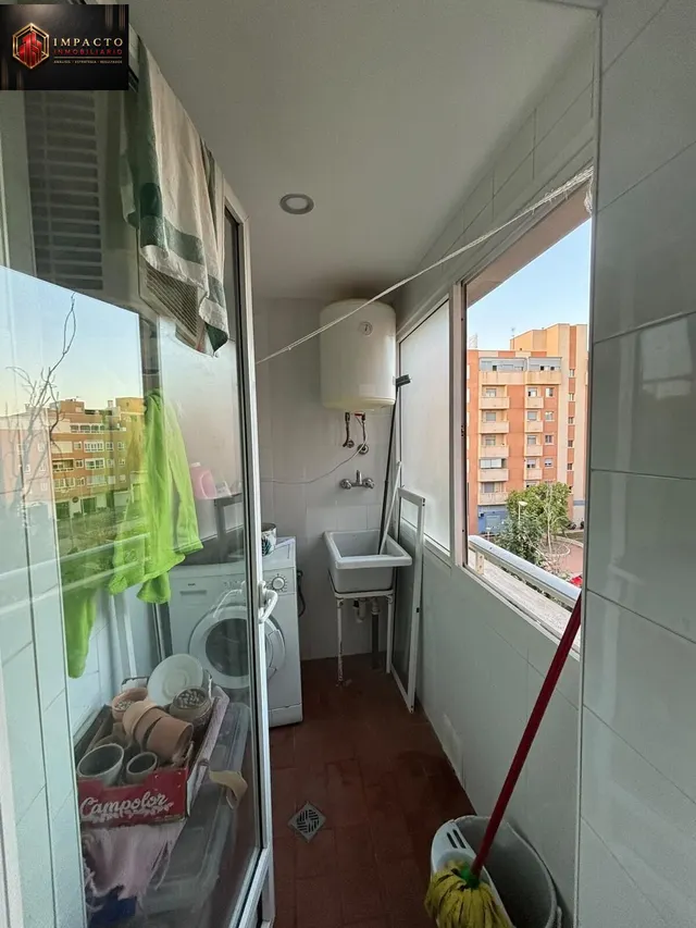 Alquiler de piso en Calle Francisco Campra Bonillo — 13