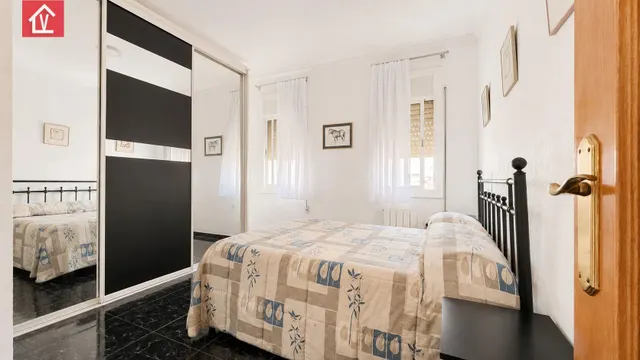 Piso exterior y soleado con ascensor y balcón en zona Espronceda — 19