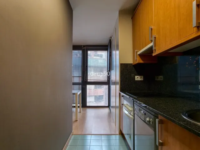 ÁTICO DÚPLEX CON TERRAZA PRIVADA JUNTO A RICARD VINYES — 19