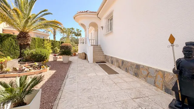 Villa 4 habitaciones 344m² en venta - Centro de la Ciudad Quesada — 12