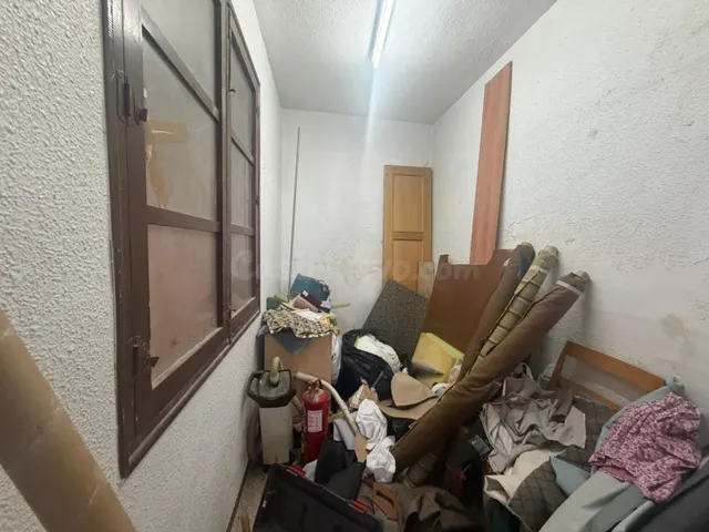Local comercial para cambio de uso a vivienda en Elche - foto 5