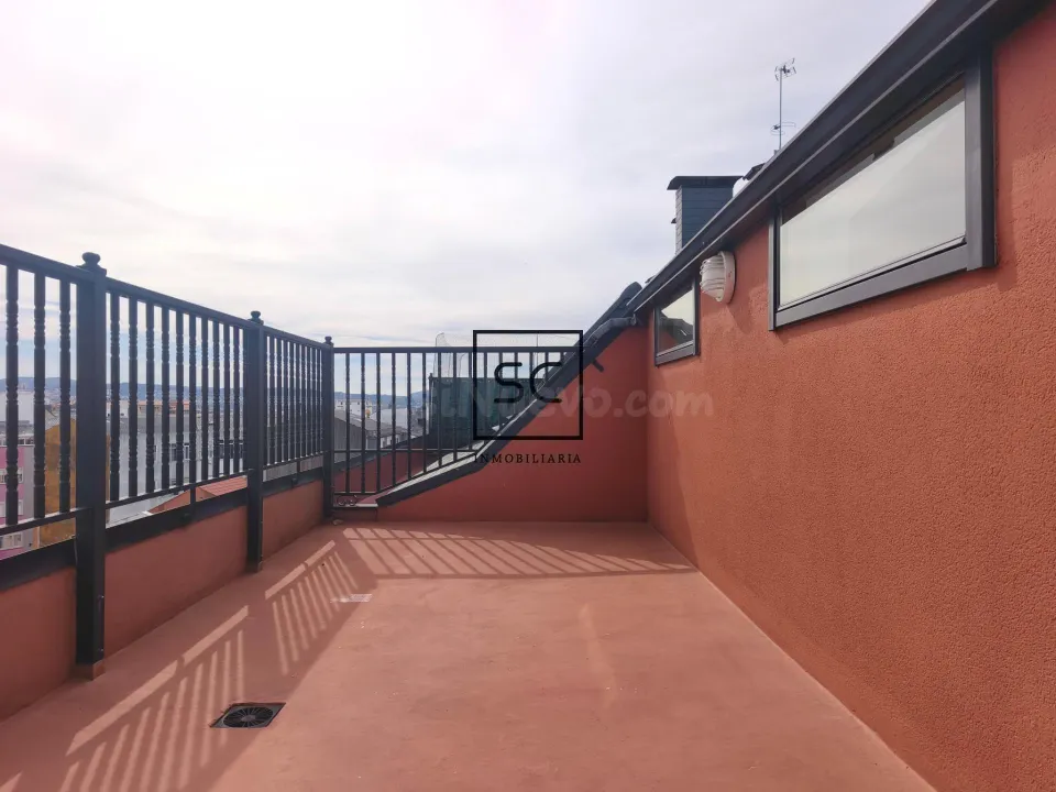 Apartamento con terraza en Porta Nova, Ferrol.