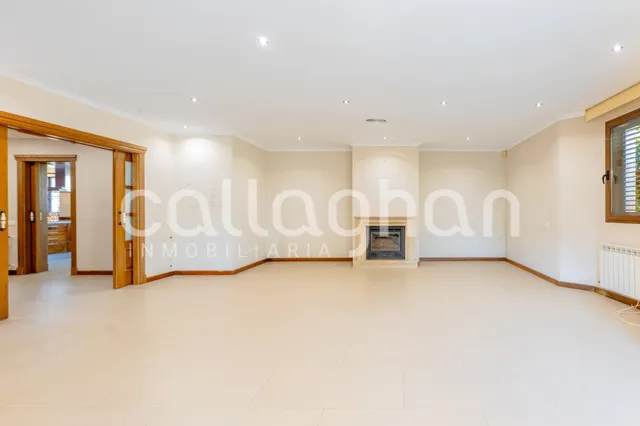 Exclusivo Chalet en Torre en Conill — 34