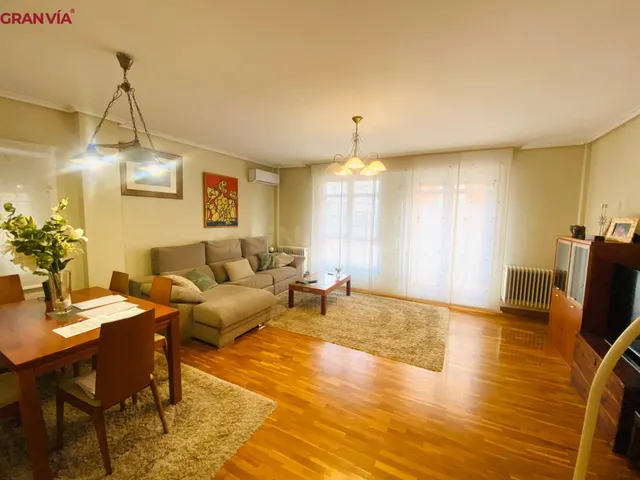 Precios Unifamiliar en venta en Logroño - foto 3