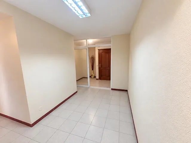 OFICINA EN ALQUILER EN PLENO CENTRO DE SABINILLAS — 10