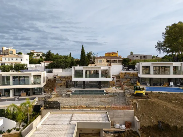Chalet 4 habitaciones 218m² en venta - Costa Del Sol - foto 4