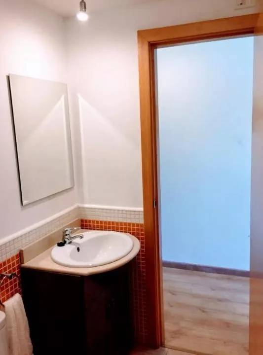 Piso en venta en Sierra Nevada, Granada,con terraza, garaje, trastero y piscina — 8